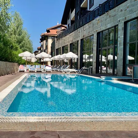Ground Floor 2-bedrooms, 2-bathrooms Near Bansko In A Complex With Pools And Included