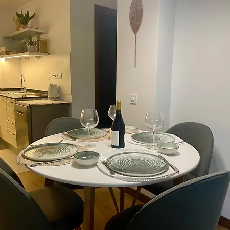 Ground Floor 2-bedrooms, 2-bathrooms Near Bansko In A Complex With Pools And Included Апартаменты