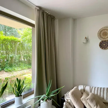 Apartment Ground Floor 2-bedrooms, 2-bathrooms Near Bansko In A Complex With Pools And Included Razlog