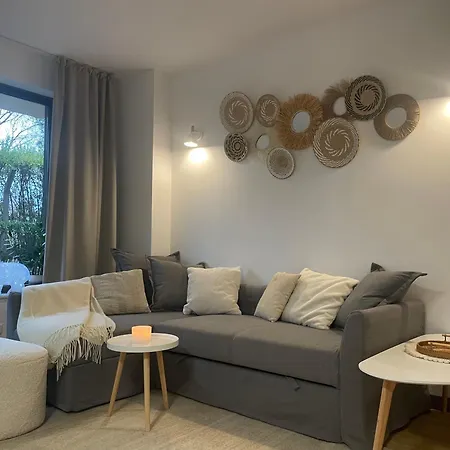 Ground Floor 2-bedrooms, 2-bathrooms Near Bansko In A Complex With Pools And Included Апартаменты *